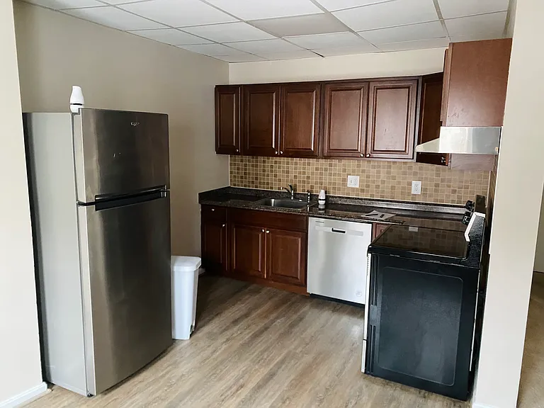 2035 P St NW #3 — Photo 10