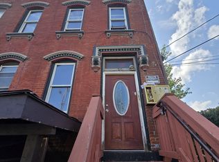 32 N Hamilton St, Poughkeepsie, NY 12601