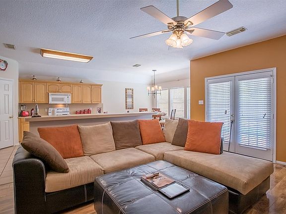 4th image of 6611 Harpers Dr