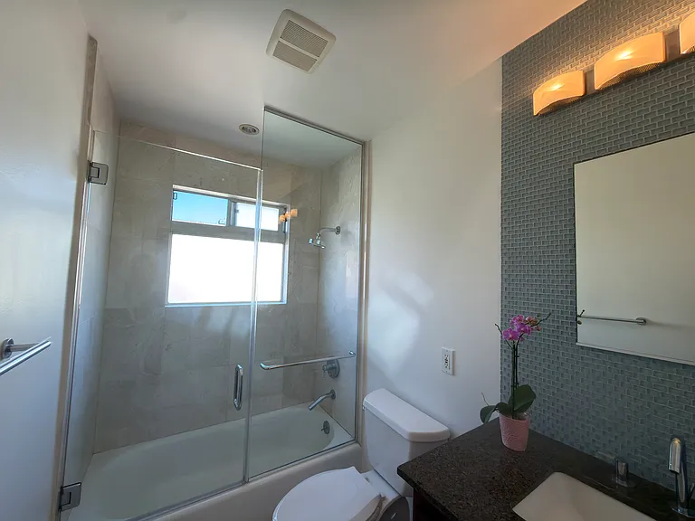 650 8th St #650 — Photo 11
