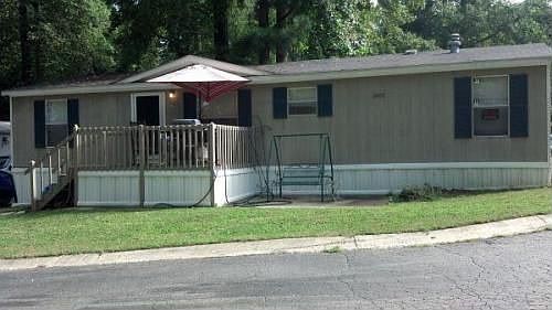 1st image of 19 Crooked Creek Dr