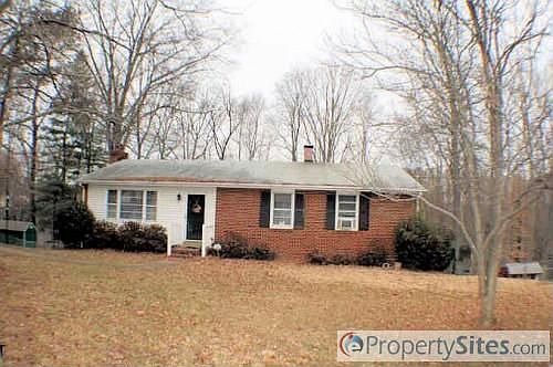 2nd image of 8066 Meadow Dr