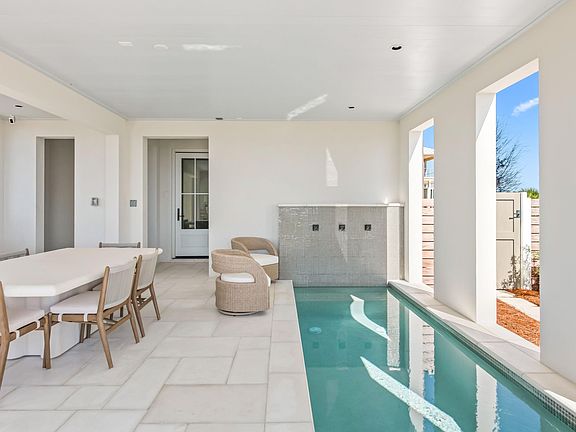 3rd image of 112 Lupin Beach Dr W
