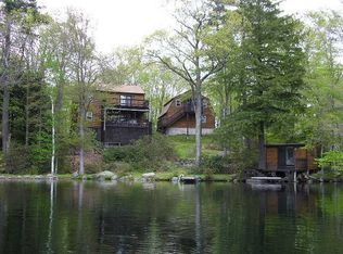 22 Indian Stone Rd, Phillipston, MA 01331