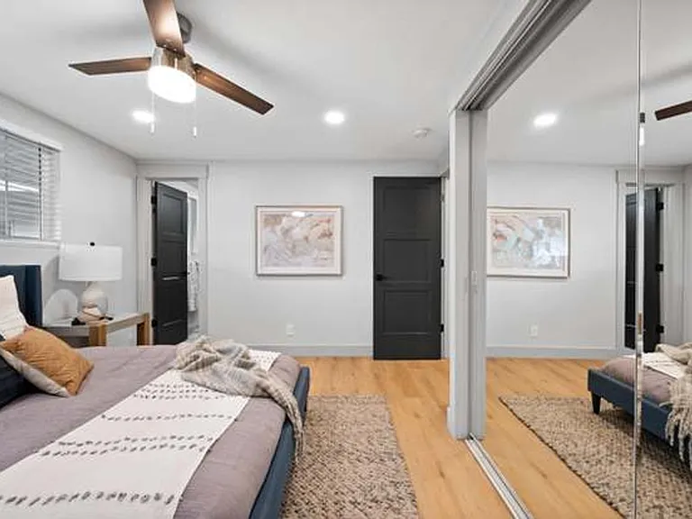 1238 E Oros Ave — Photo 18