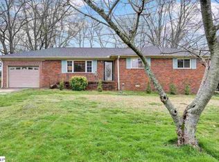 110 Ridge Springs Rd, Taylors, SC 29687