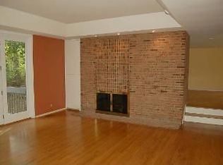 747 Country Club Rd, Ann Arbor, MI 48105