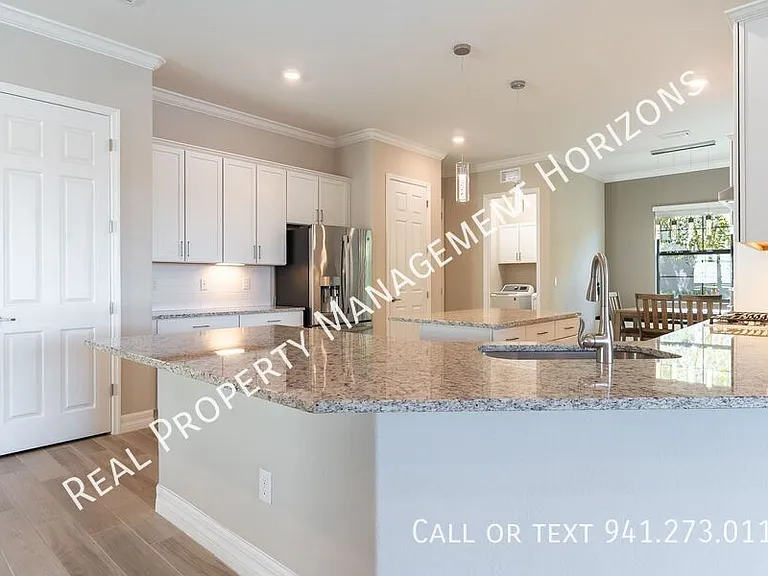 7036 Highgate Ln — Photo 3