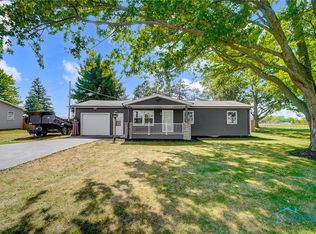 1301 E Bigelow Ave, Findlay, OH 45840