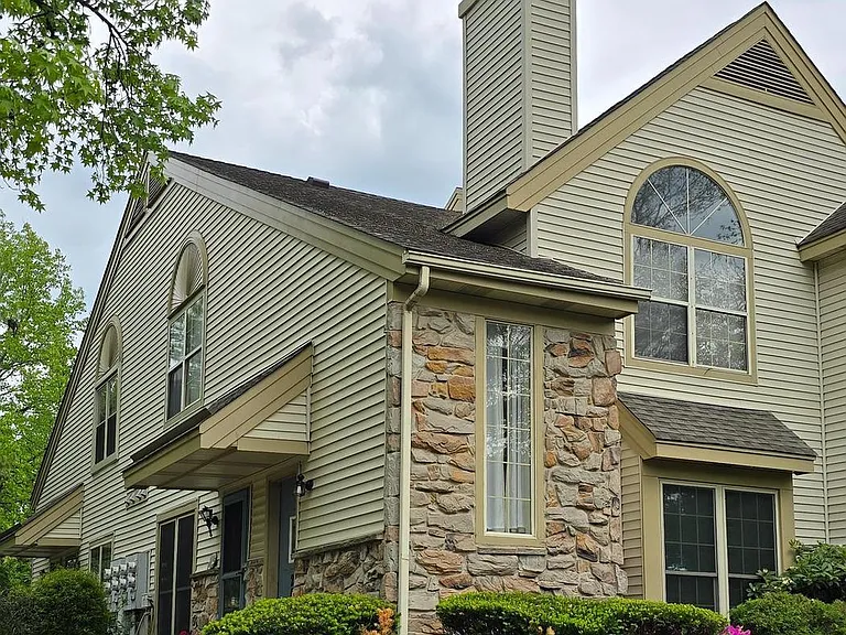 208 Foxmeadow Dr #208 — Photo 1