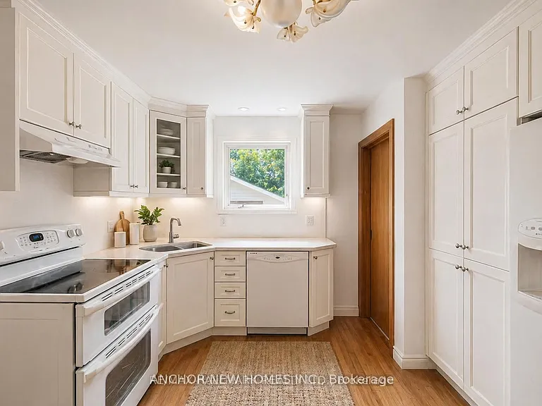 2112 Truscott Dr #MAIN — Photo 6