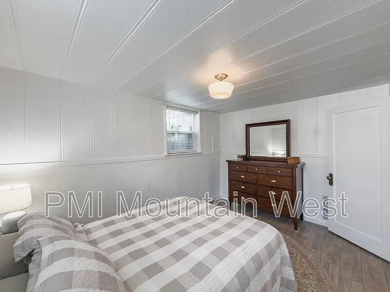 2122 S 1800 E — Photo 63