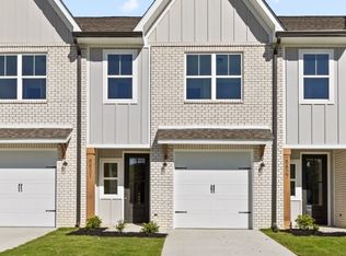 8811 James Creek Dr, Ooltewah, TN 37363