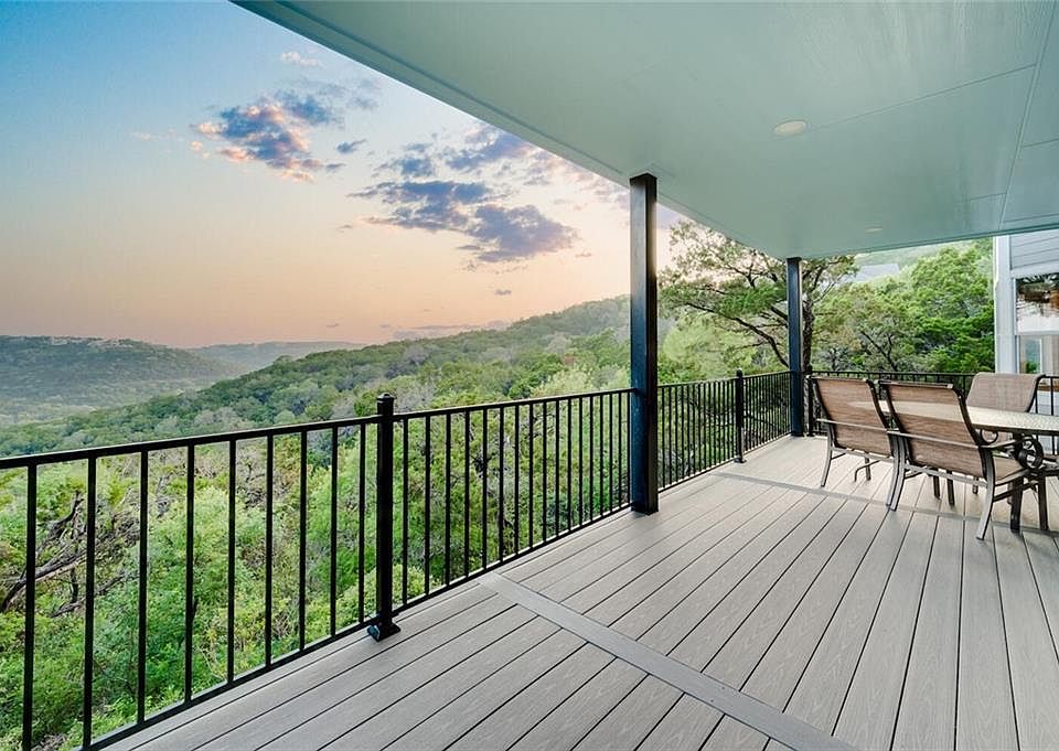 Deck level 1
