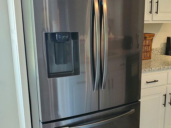 New Black Stainless Steel Refrigerator included