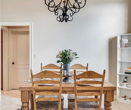 5th image of 103 Piccadilly Cir