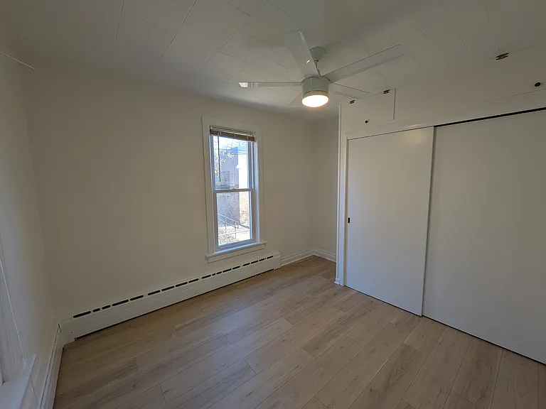 1516 Lee St — Photo 23