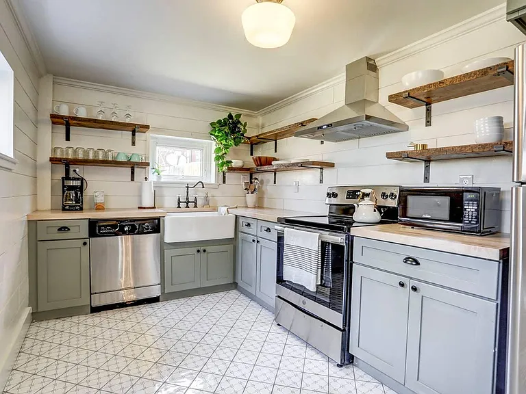 333 W Grant St — Photo 5
