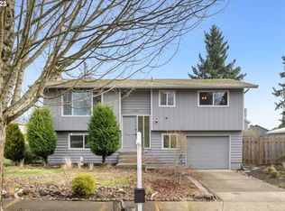29400 SW Montebello Dr, Wilsonville, OR 97070