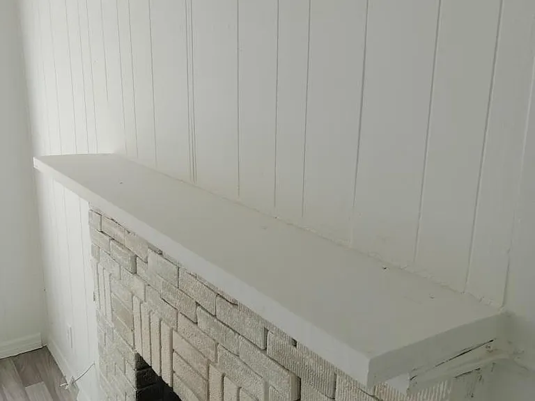 8401 Valencia Ave — Photo 1