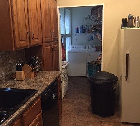 3rd image of 311 Light St