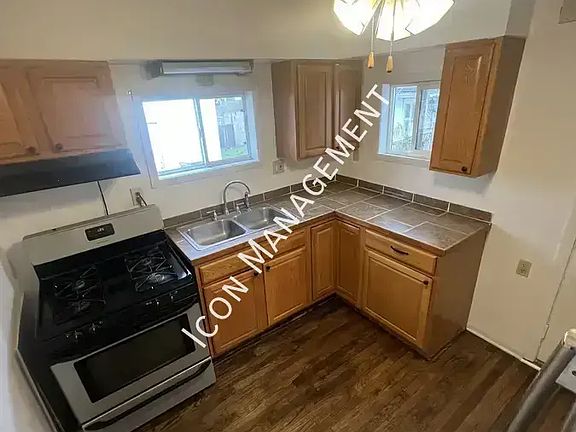 2nd image of 132 Reed Ave #1