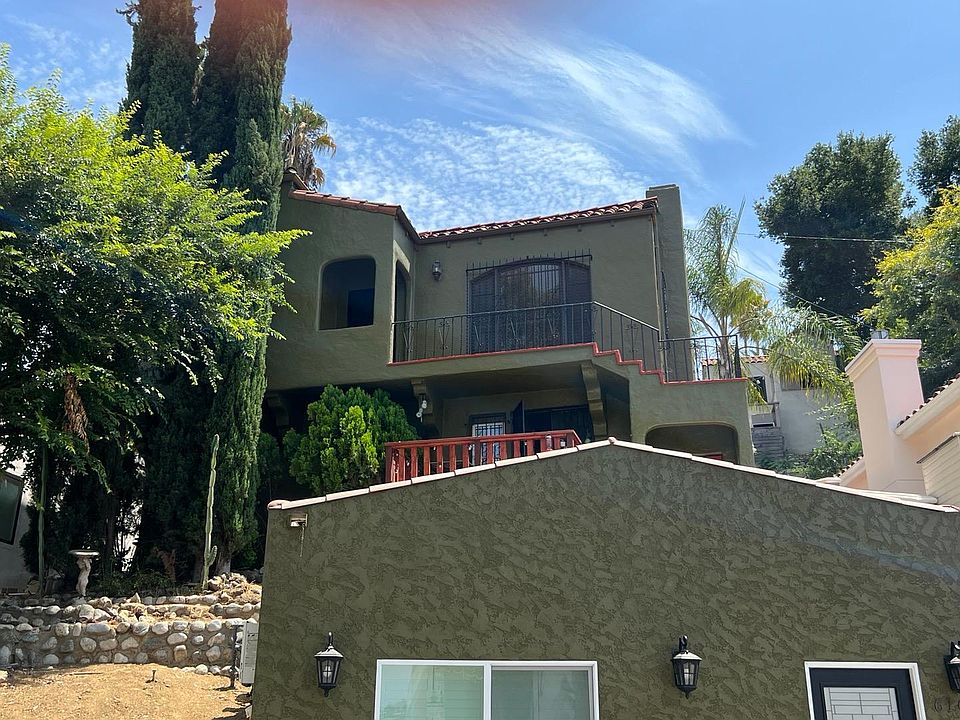 1st image of 6164A Outlook Ave