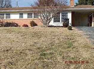 610 Midfield Ave, Kingsport, TN 37665