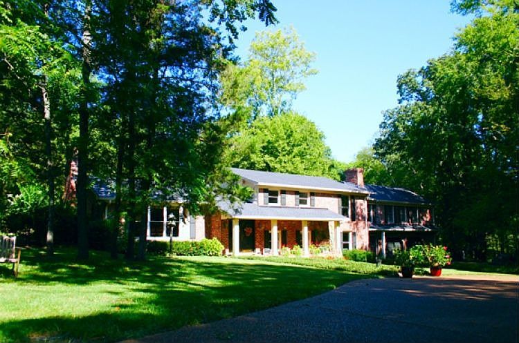 1st image of 3611 Sanford Dr
