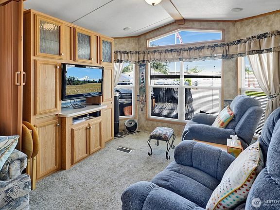 5th image of 7704 Birch Bay Drive #18-01