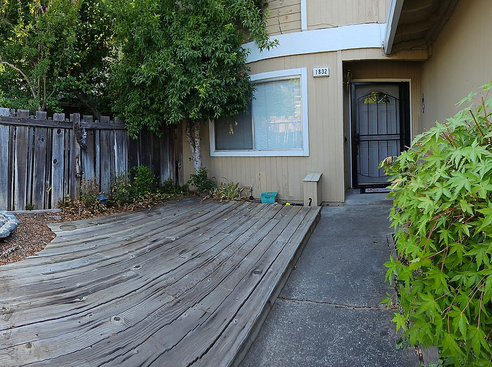 1st image of 1832 Montana Vista St