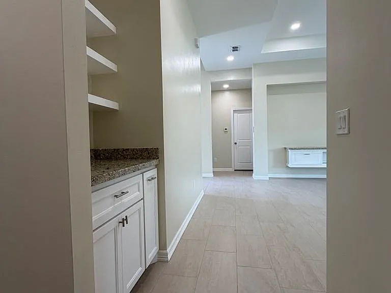 3730 Avenida Residencial — Photo 5