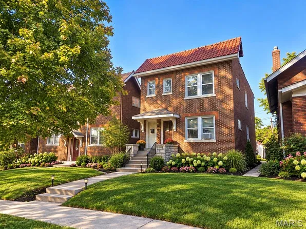 3645 Dunnica Ave, Saint Louis, MO 63116