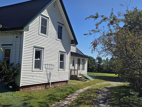 4th image of 271 Oxbow Road