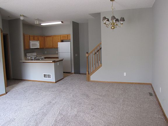 4th image of 6754 Meadow Grass Ln S