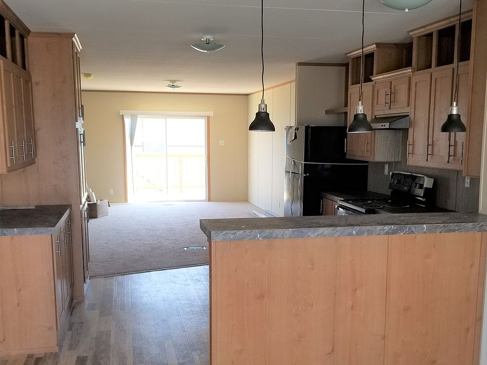 2nd image of 289 Silver Peak Dr #270
