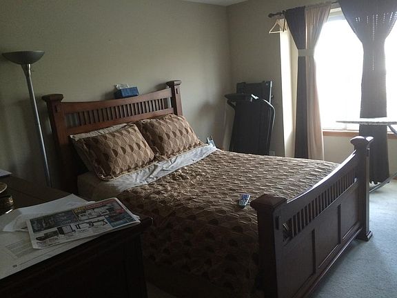 master bed room upstairs