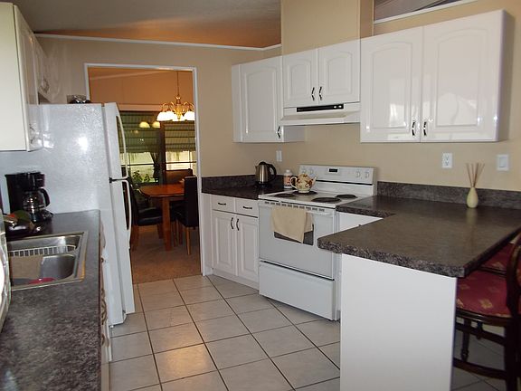 5th image of 60 Iroquois Dr N #In60