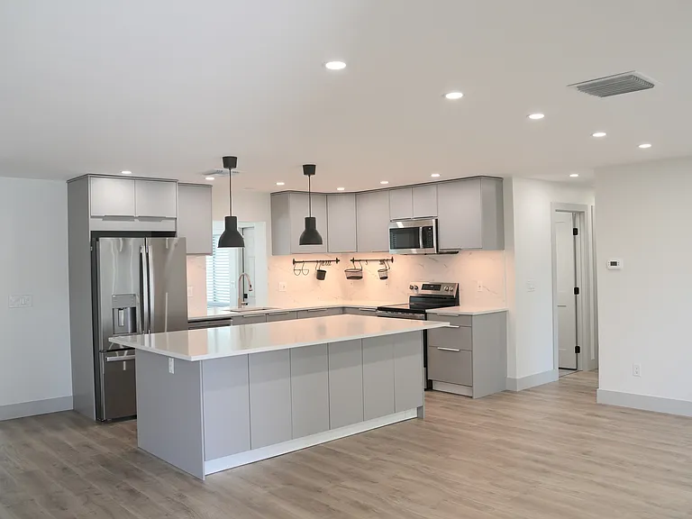 13795 Antigua Dr — Photo 7