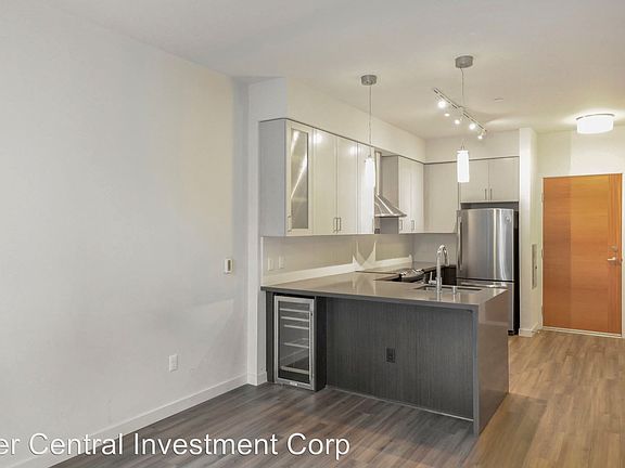4th image of 1760 NW 56th St APT 113