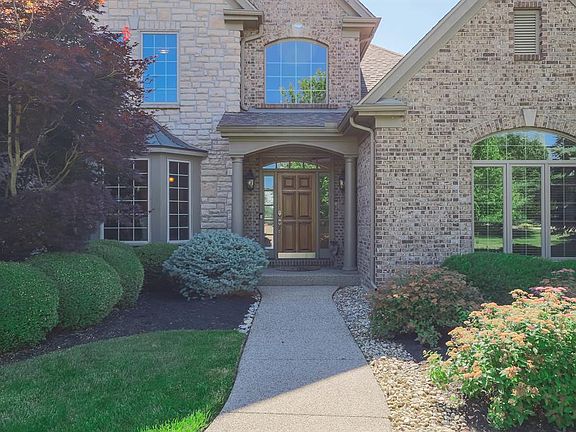 3rd image of 8283 Alpine Aster Ct