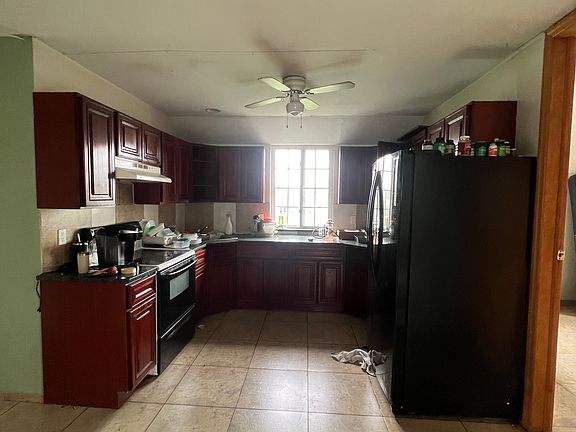 3rd image of 1535 153rd Place # Fl 2
