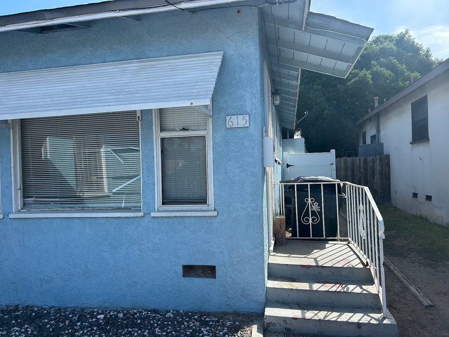 4 bed, 1000 sqft, $3,150 — Photo 2