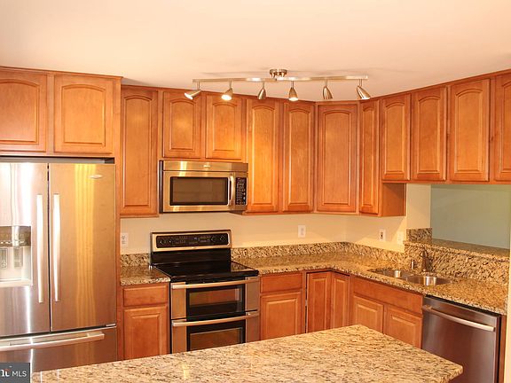 3rd image of 6035 Kestner Cir
