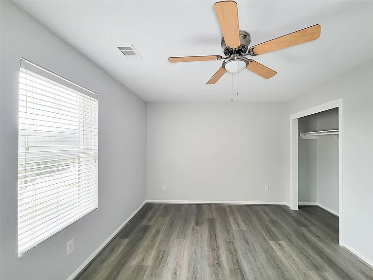 3602 Zephyr Glen Way — Photo 33