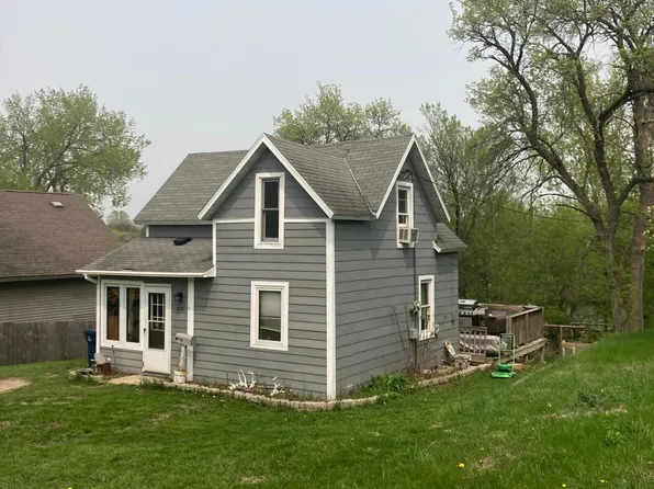 409 E Gustavus Ave, Fergus Falls, MN 56537
