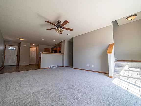 5th image of 174 War Admiral Ln