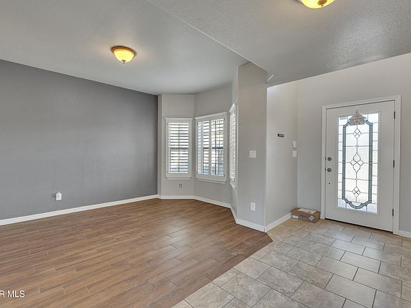 4th image of 4221 Tarek Ln