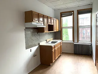 Rented by Capri Jet Realty Corp