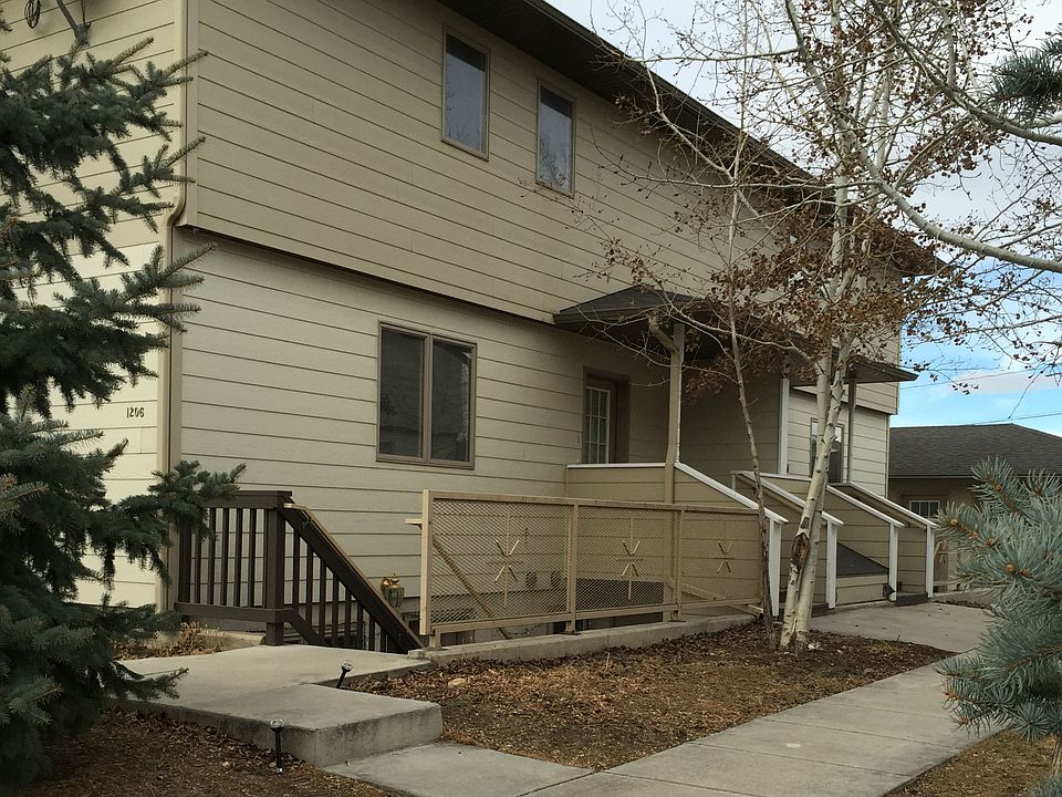 1206 Walnut Exterior_02232016